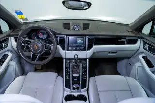 2016 Porsche Macan