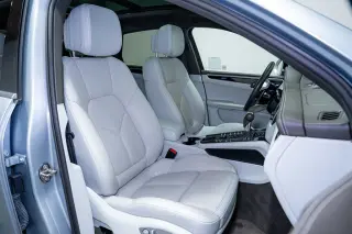 2016 Porsche Macan