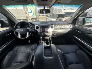 2014 Toyota Tundra 4WD Truck