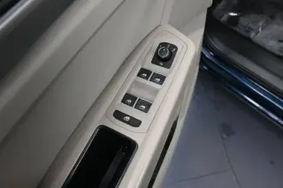Volkswagen Atlas 2018 V6 SE 4dr SUV