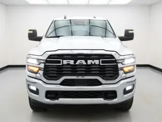 Ram 2500 2025 4x4 Big Horn 4p Puerta Cabina de Tripulación Grande 6.3 ft. SB Camioneta