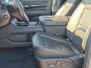 GMC Yukon XL 2022 4x4 Denali 4p SUV