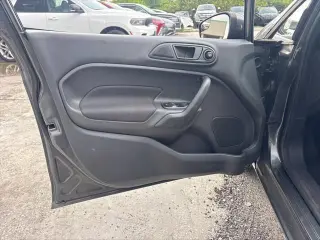 Ford Fiesta 2017 SE 4p Sedan