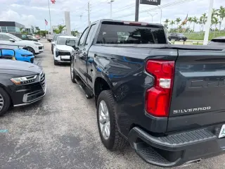 Chevrolet Silverado 1500 2019 4x2 Custom 4p Doble Cab 6.6 ft. SB