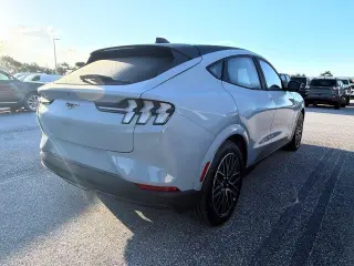 Ford Mustang Mach-E 2025 Premium 4dr SUV
