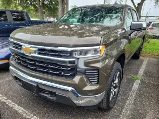 Chevrolet Silverado 1500 2023 4x4 LT 4dr Crew Cab 5.8 ft. SB con 2FL