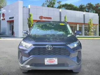 Toyota RAV4 2025 AWD XLE 4p SUV