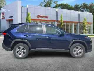 Toyota RAV4 2025 AWD XLE 4p SUV