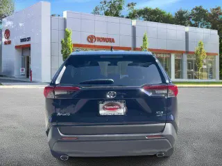 Toyota RAV4 2025 AWD XLE 4p SUV
