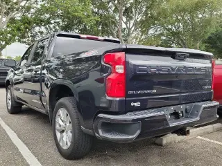 Chevrolet Silverado 1500 2022 4x4 Custom 4dr Crew Cab 5.8 ft. CB
