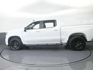 Chevrolet Silverado 1500 2026 4x2 RST 4p. Cabina de tripulación 5.8 ft. CB