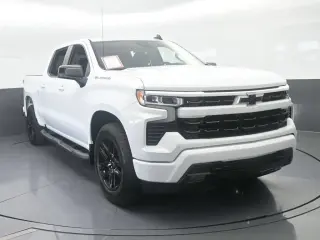 Chevrolet Silverado 1500 2026 4x2 RST 4p. Cabina de tripulación 5.8 ft. CB