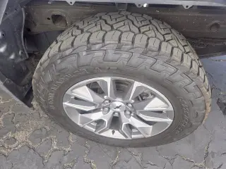Chevrolet Silverado 1500 2019 4x4 RST 4dr Camioneta de Tripulación 5.8 pies CB