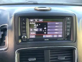 Dodge Grand Caravan 2019 SE Miniván 4puertas