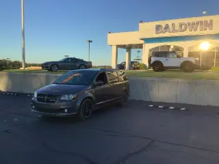 Dodge Grand Caravan 2019 SE Miniván 4puertas