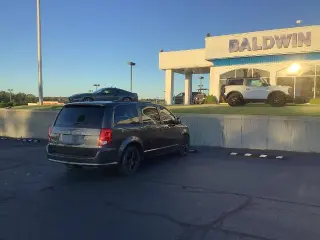 Dodge Grand Caravan 2019 SE Miniván 4puertas