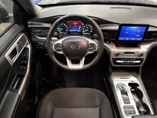 Ford Explorer 2023 XLT 4dr SUV