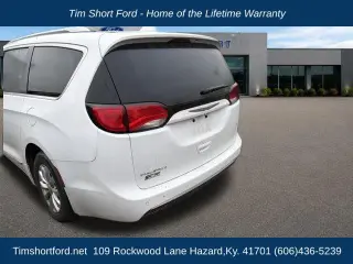 Chrysler Pacifica 2018 Touring L 4dr Mini-Van