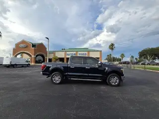 Ford F-150 2024 4x4 Lariat 4p SuperCrew 6.5 ft. SB