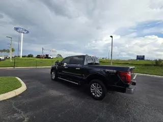 Ford F-150 2024 4x4 Lariat 4p SuperCrew 6.5 ft. SB