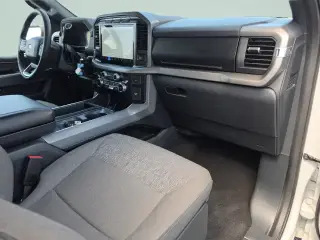 Ford F-150 2024 4x4 XLT 4dr SuperCrew 5.5 ft. SB