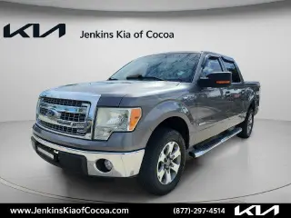 Ford F-150 2013 4x2 XLT 4dr SuperCrew Estilo Sidebar 5.5 ft. SB