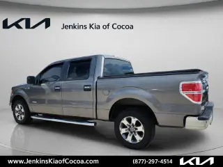 Ford F-150 2013 4x2 XLT 4dr SuperCrew Estilo Sidebar 5.5 ft. SB