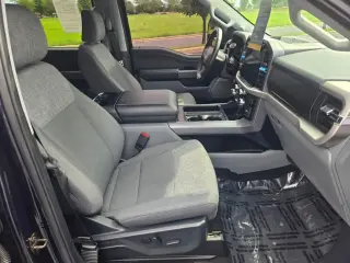 Ford F-150 2022 4x4 XLT 4dr SuperCrew 5.5 ft. SB
