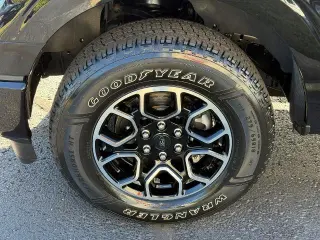 Ford F-150 2021 4x4 XLT 4p SuperCrew 5.5 ft. CB