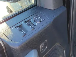 Ford F-150 2018 4x4 Raptor 4dr SuperCrew 5.5 ft. SB