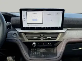 Ford Explorer 2025 AWD Platinum 4dr SUV