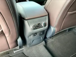 Ford Explorer 2025 AWD Platinum 4dr SUV