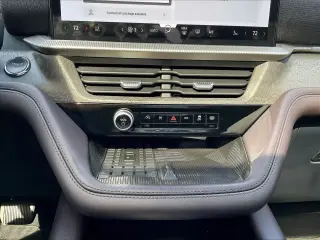 Ford Explorer 2025 AWD Platinum 4dr SUV