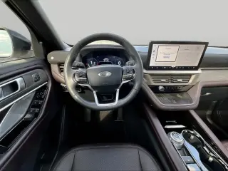 Ford Explorer 2025 AWD Platinum 4dr SUV