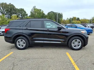 Ford Explorer 2023 AWD XLT 4dr SUV