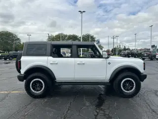 Ford Bronco 2023 4x4 Base Avanzado 4p SUV