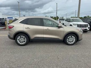Ford Escape 2020 SE 4dr SUV
