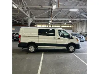 Ford Transit 2025 250 3dr SWB Low Roof Camioneta de Carga