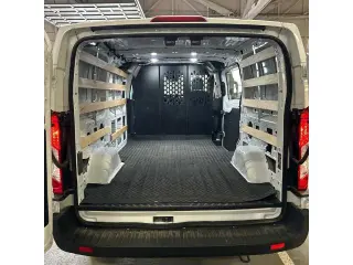 Ford Transit 2025 250 3dr SWB Low Roof Camioneta de Carga