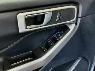 Ford Explorer 2023 AWD XLT 4dr SUV
