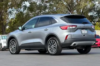 Ford Escape Plug-In Hybrid 2022 SEL 4dr SUV