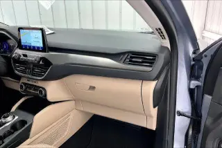 Ford Escape Plug-In Hybrid 2022 Titanium 4p SUV