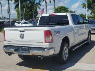 Ram 1500 2022 4x4 Big Horn 4p Cab 6.4 ft. SB Camioneta