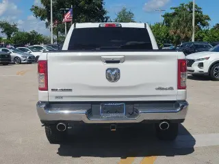 Ram 1500 2022 4x4 Big Horn 4p Cab 6.4 ft. SB Camioneta