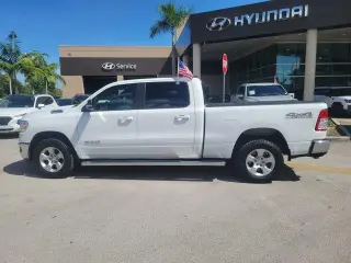 Ram 1500 2022 4x4 Big Horn 4p Cab 6.4 ft. SB Camioneta