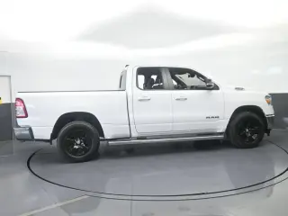 Ram 1500 2022 4x4 Big Horn 4p Cubica Quad Cab 6.4 ft. SB Pickup