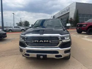 Ram 1500 2020 4x2 Laramie 4dr Crew Cab 5.6 ft. SB Camioneta