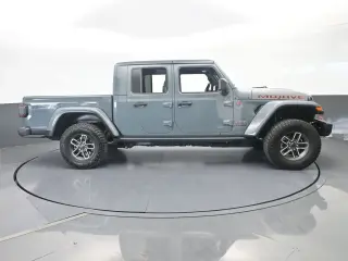 Jeep Gladiator 2026 4x4 Mojave 4dr Crew Cab 5.0 ft. SB