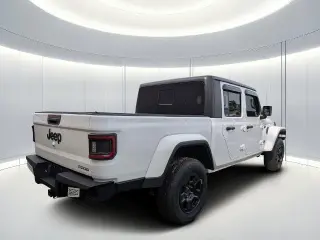 Jeep Gladiator 2021 4x4 Sport 4dr Crew Cab 5.0 ft. CB