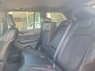 Jeep Grand Cherokee 2023 4x2 Altitude 4p SUV